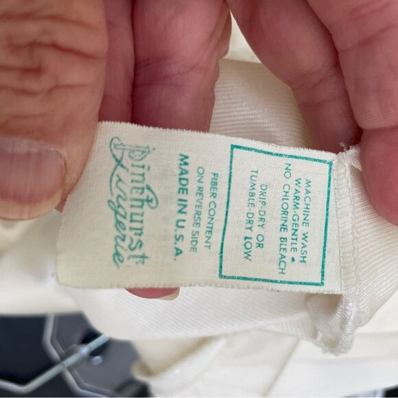 VINTAGE PINEHURST LINGERIE HALF SLIP IN IVORY‎ - Picture 7 of 7